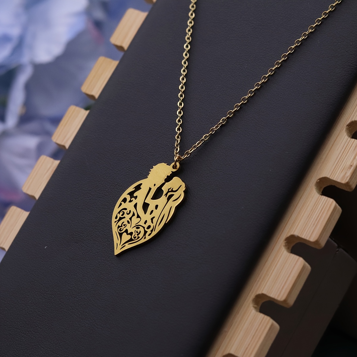 Mother Daughter Silhouette Heart Necklace, Meaningful Gift